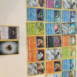 20 pokemon cards, 1 trainer card, 1 energy card